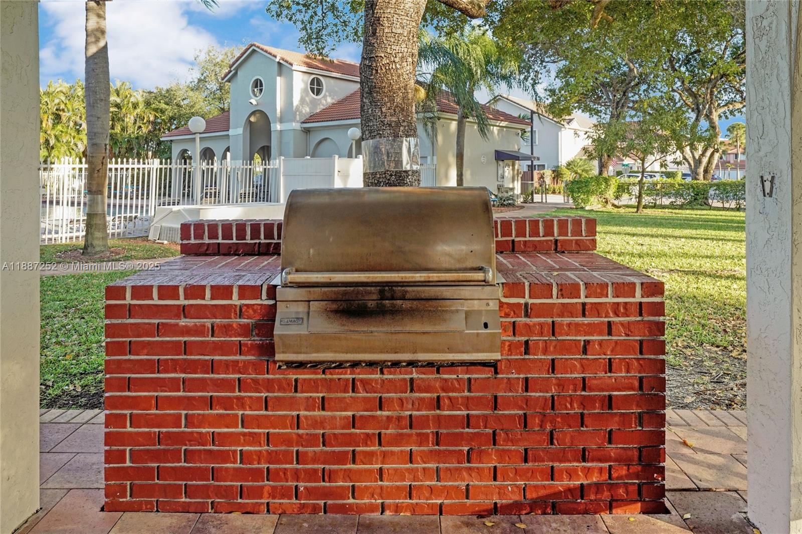 SPANISH LAKES 2ND ADDN - Residential