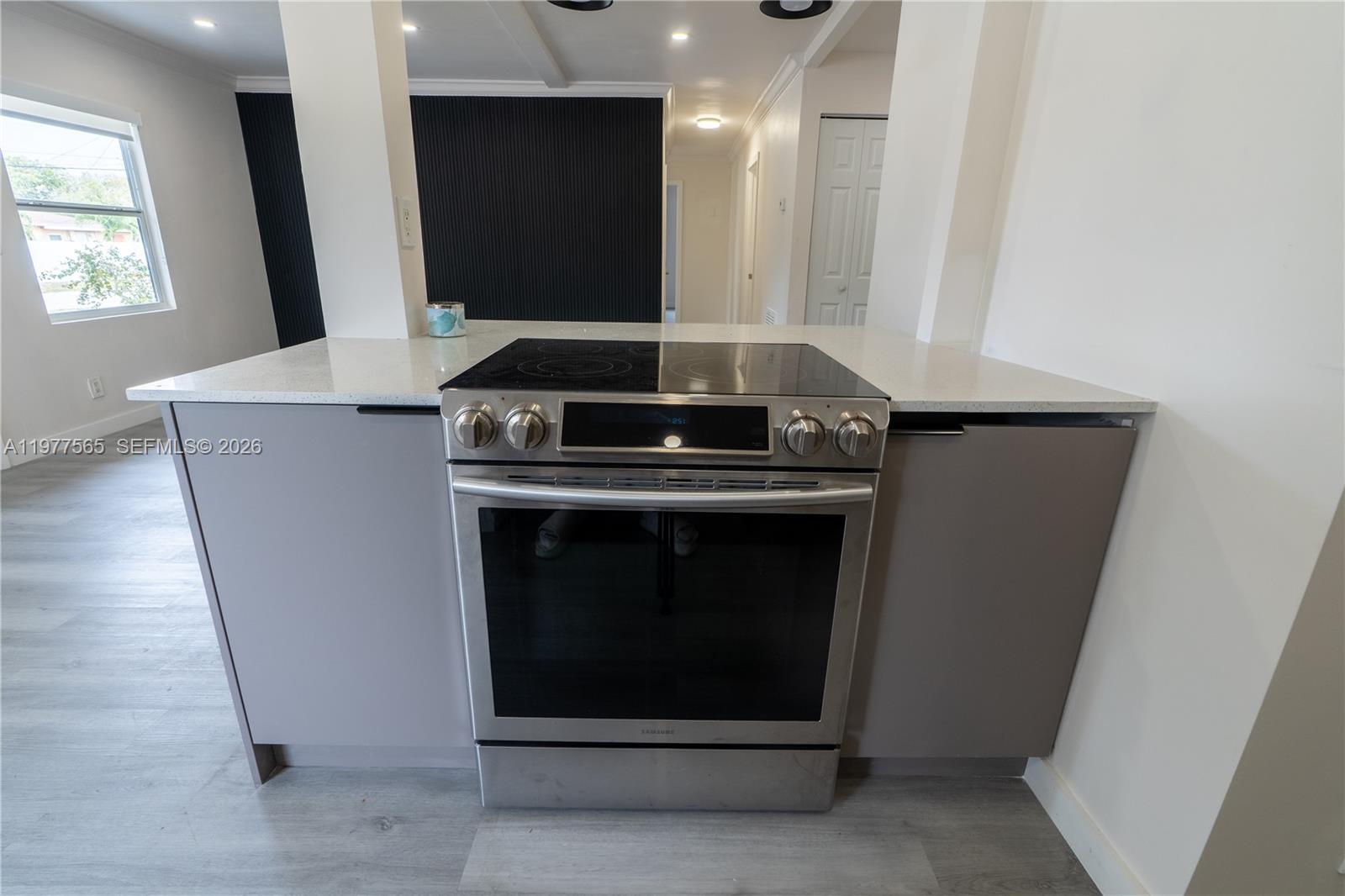 ELEANOR PARK - Residential