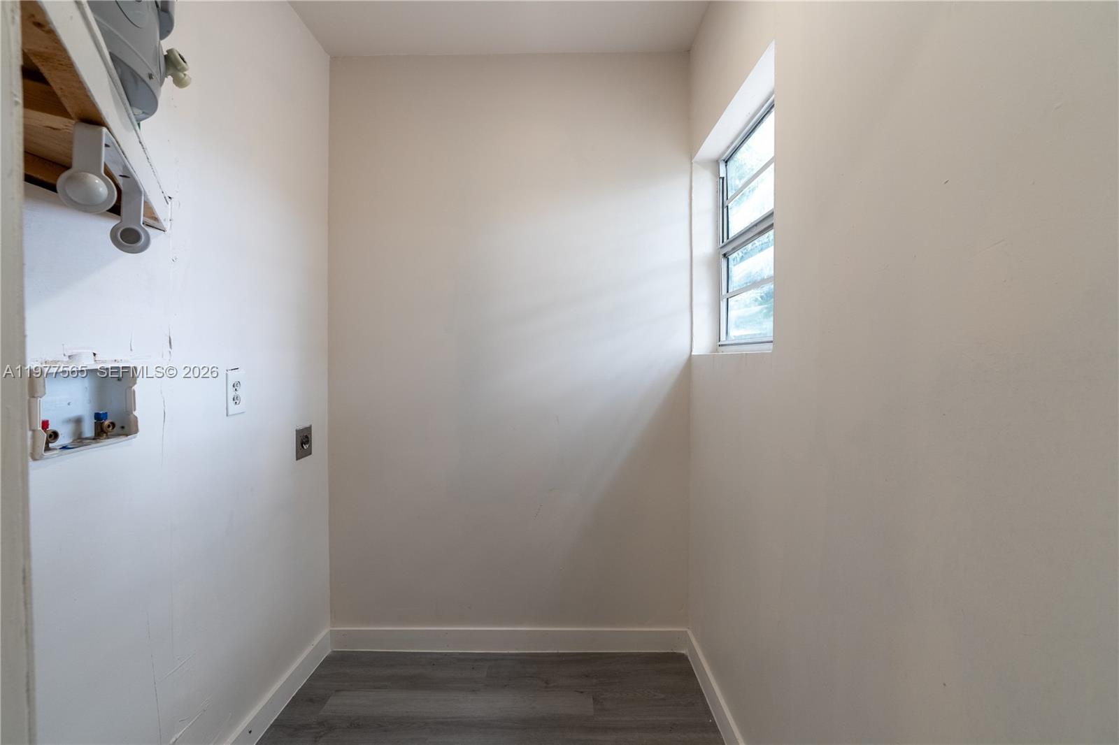 ELEANOR PARK - Residential