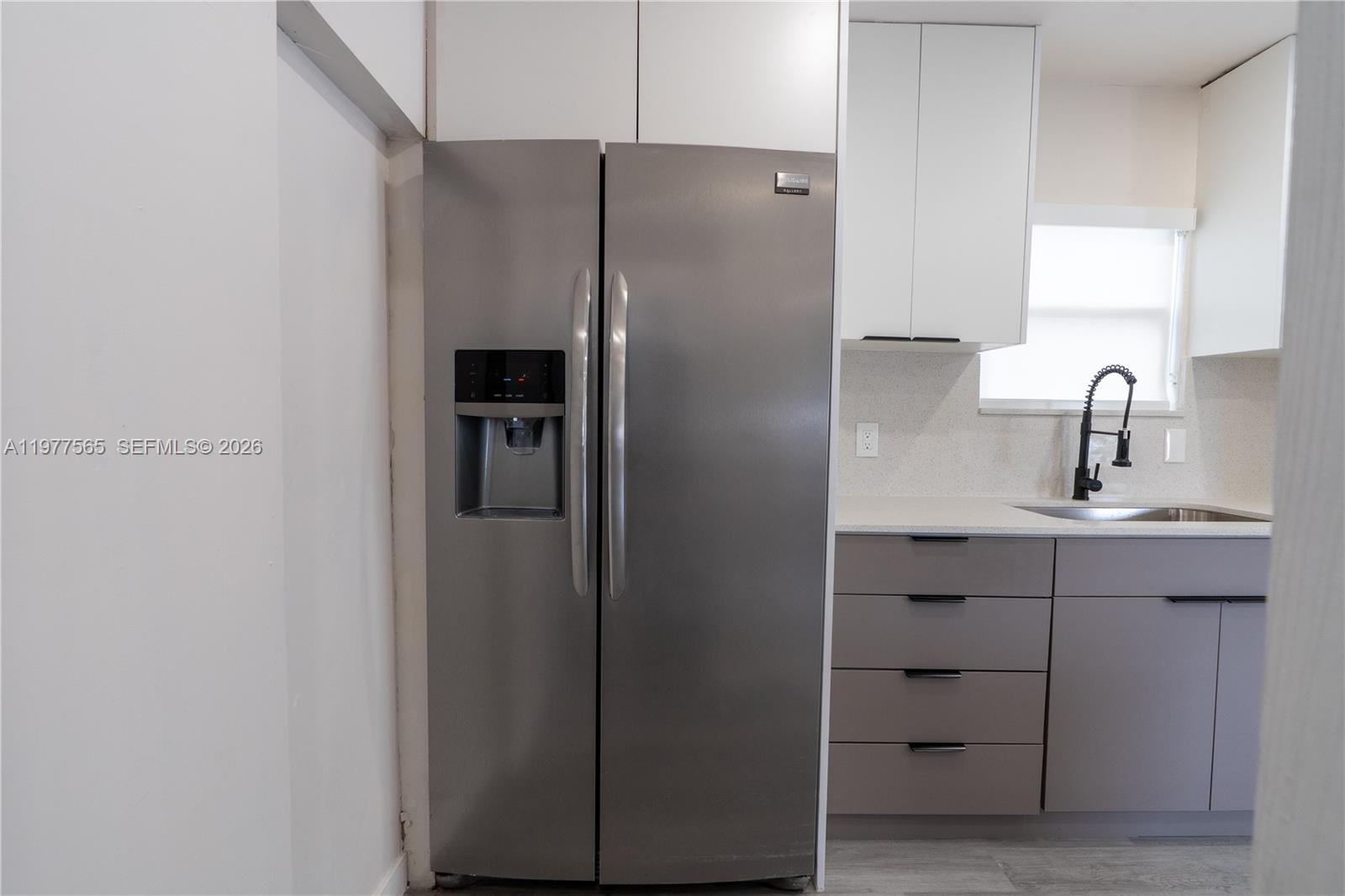 ELEANOR PARK - Residential