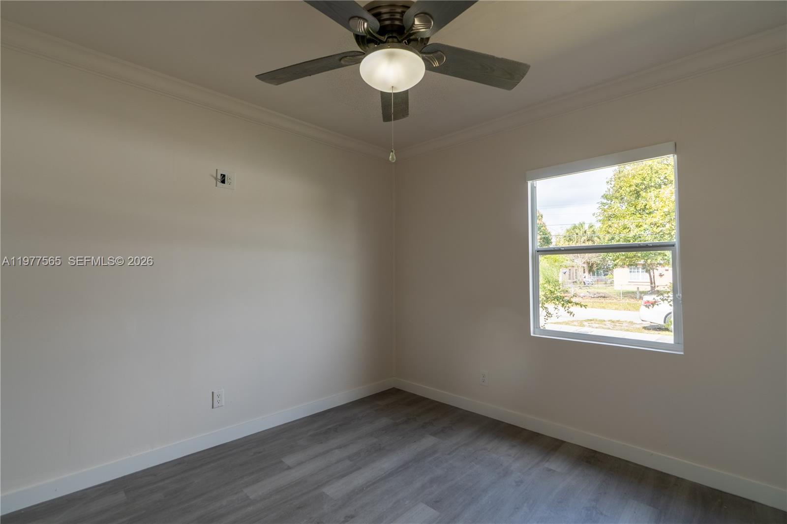 ELEANOR PARK - Residential