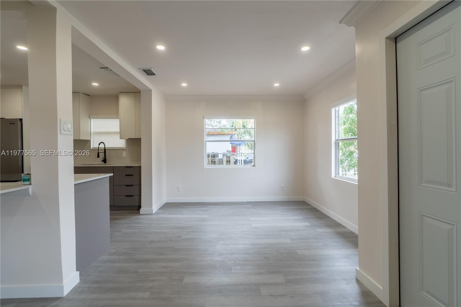 ELEANOR PARK - Residential