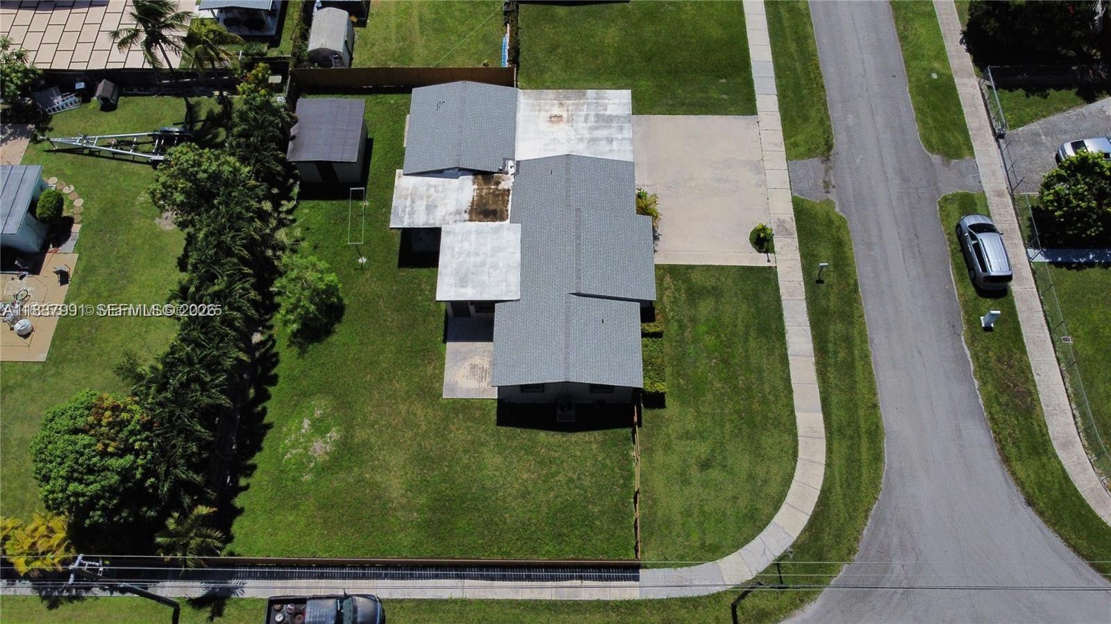 LANE-MAR ESTATES - Residential