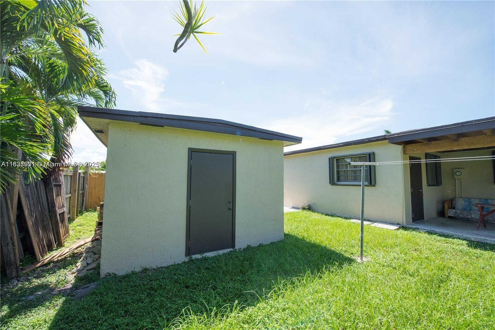 LANE-MAR ESTATES - Residential