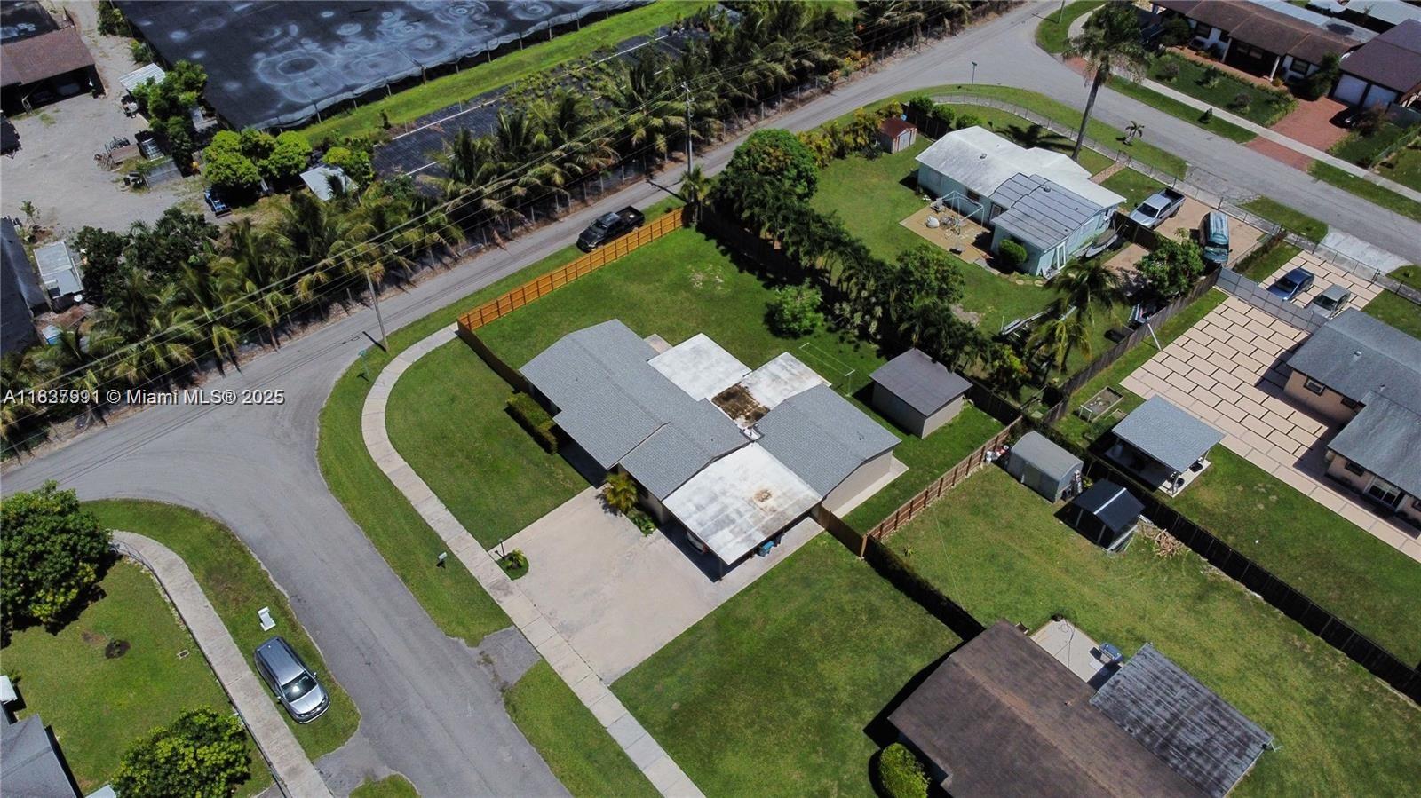 LANE-MAR ESTATES - Residential