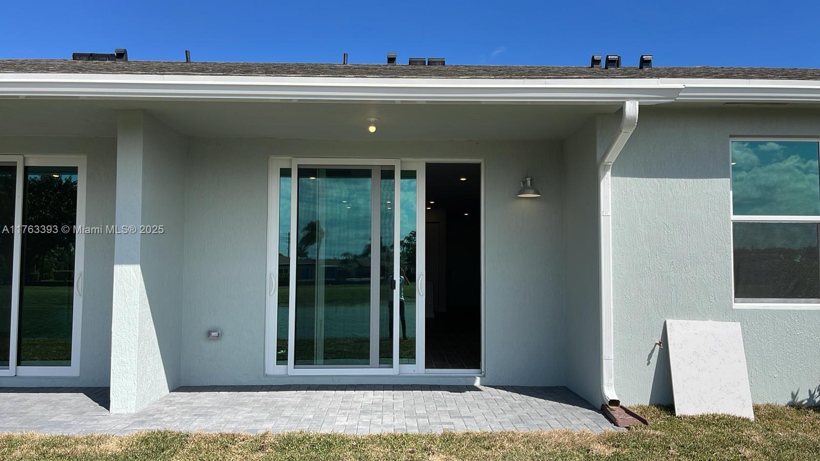 DELRAY TRAILS AT VILLA DE - Residential Lease
