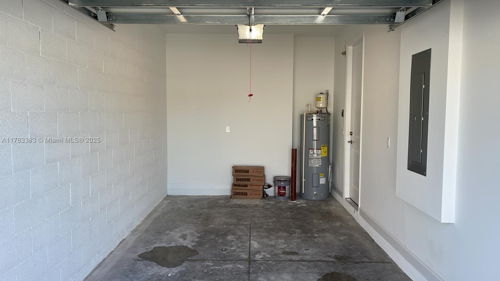 DELRAY TRAILS AT VILLA DE - Residential Lease