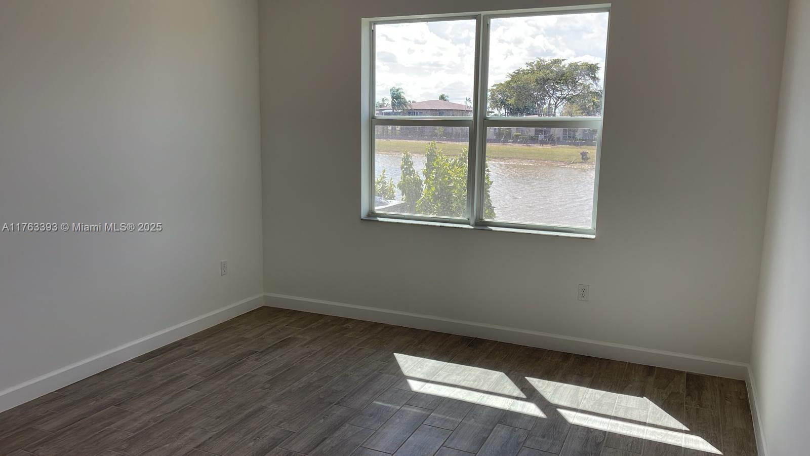 DELRAY TRAILS AT VILLA DE - Residential Lease