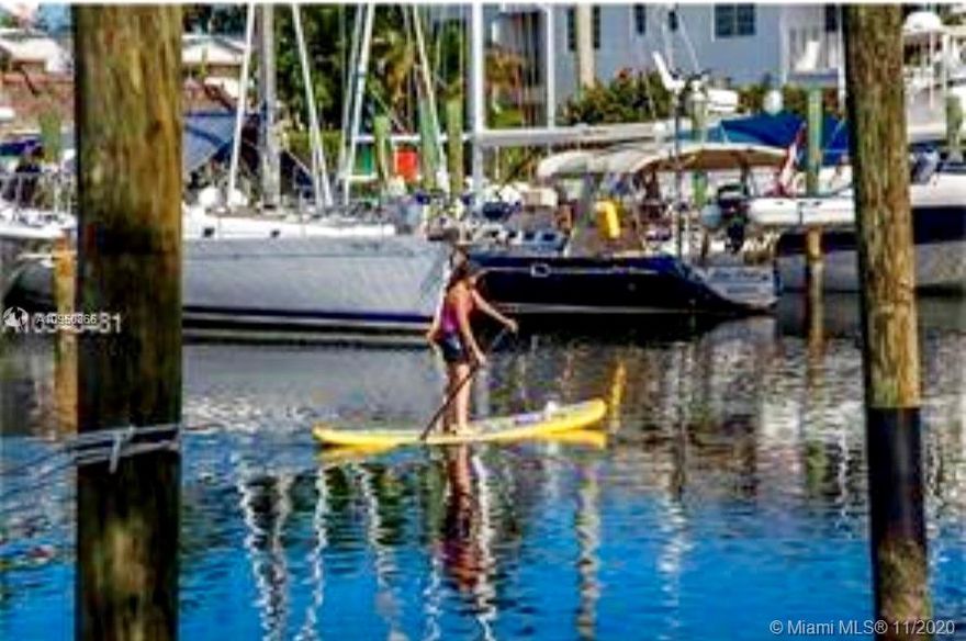 Studio, right off Las Olas Blvd, Safe and Prestigious Neighborhood. Bike to beach, walk to las Olas, Pets welcome, one story apartment building with large open garden area, fruit trees. This is an efficiency, about 350 sq ft, complete open kitchen and full bathroom. Assigned parking and additional parking available on street at no charge. Best Priced Rental In Las Olas, Easy to show, vacant, on lockbox. NO HOA, Fast approval with background, credit and proof of income, unit is unfurnished