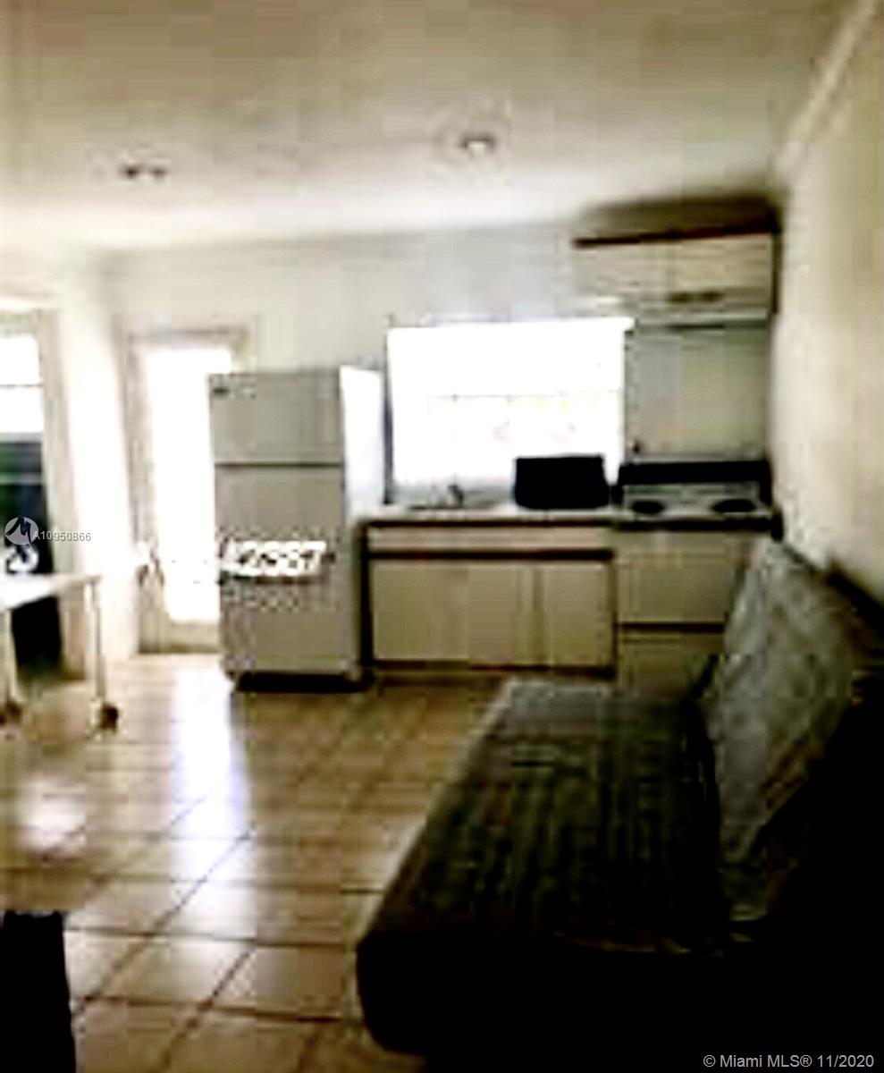 VICTORIA ISLES - Residential Lease