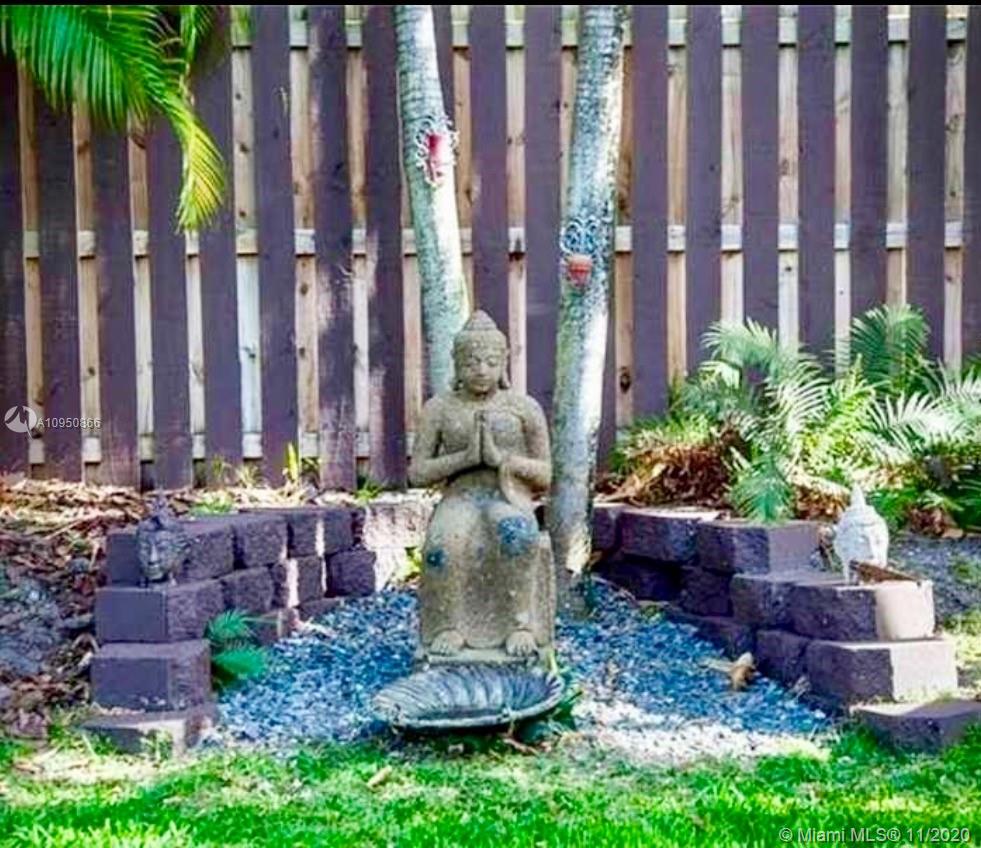 VICTORIA ISLES - Residential Lease