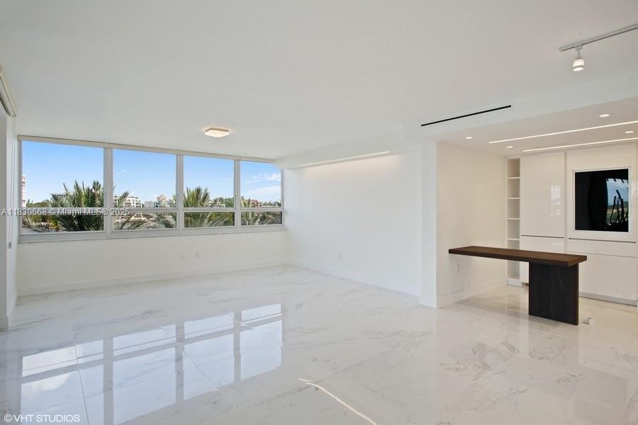 GROVE ISLE CONDO - Residential