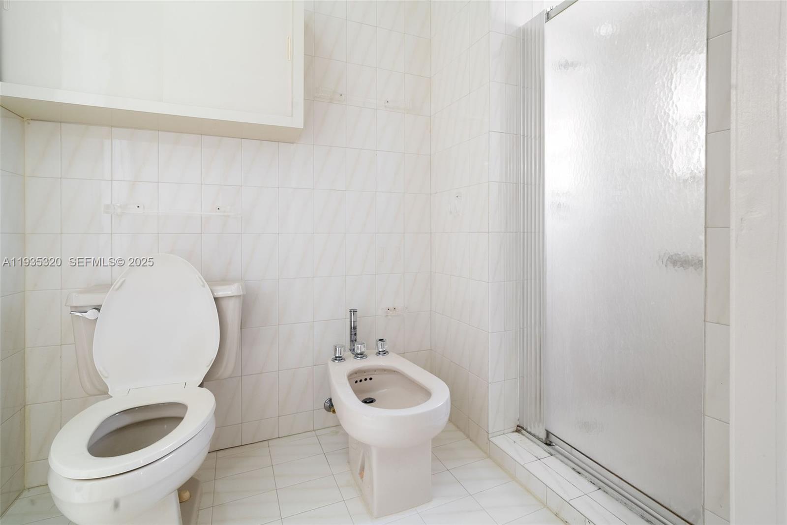 WESTBROOKE TWIN HOMES CON - Residential