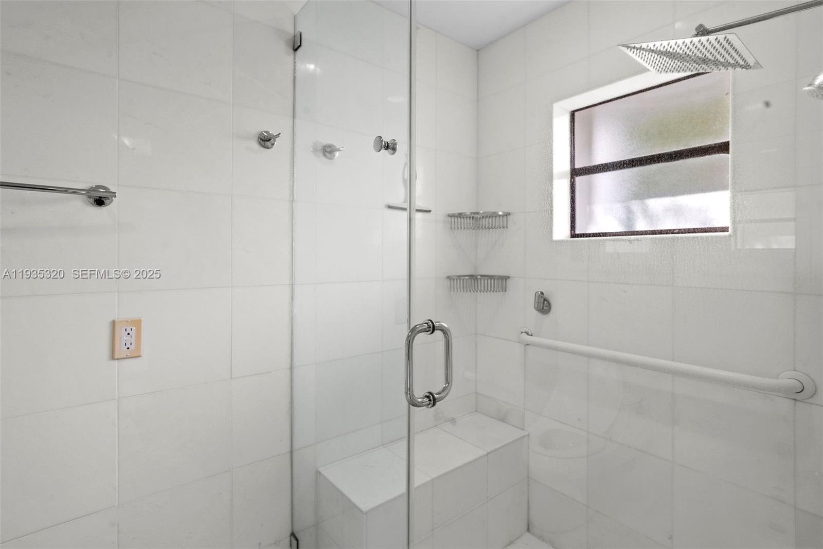 WESTBROOKE TWIN HOMES CON - Residential