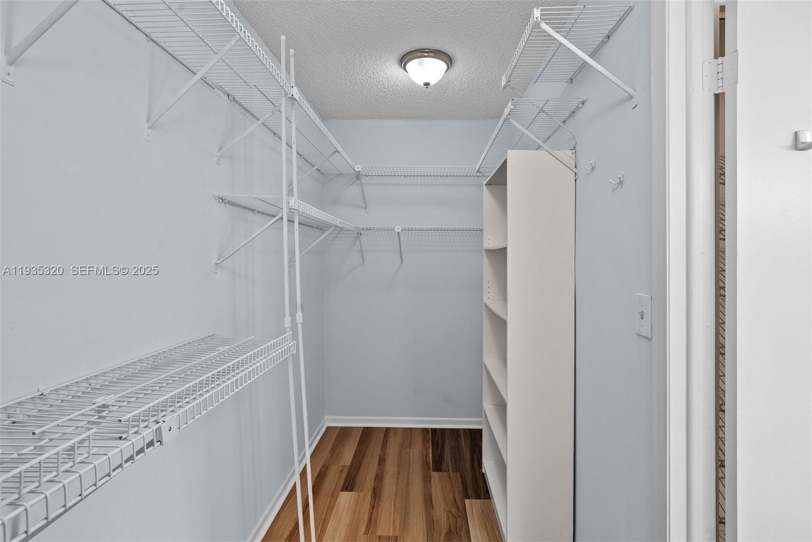 WESTBROOKE TWIN HOMES CON - Residential