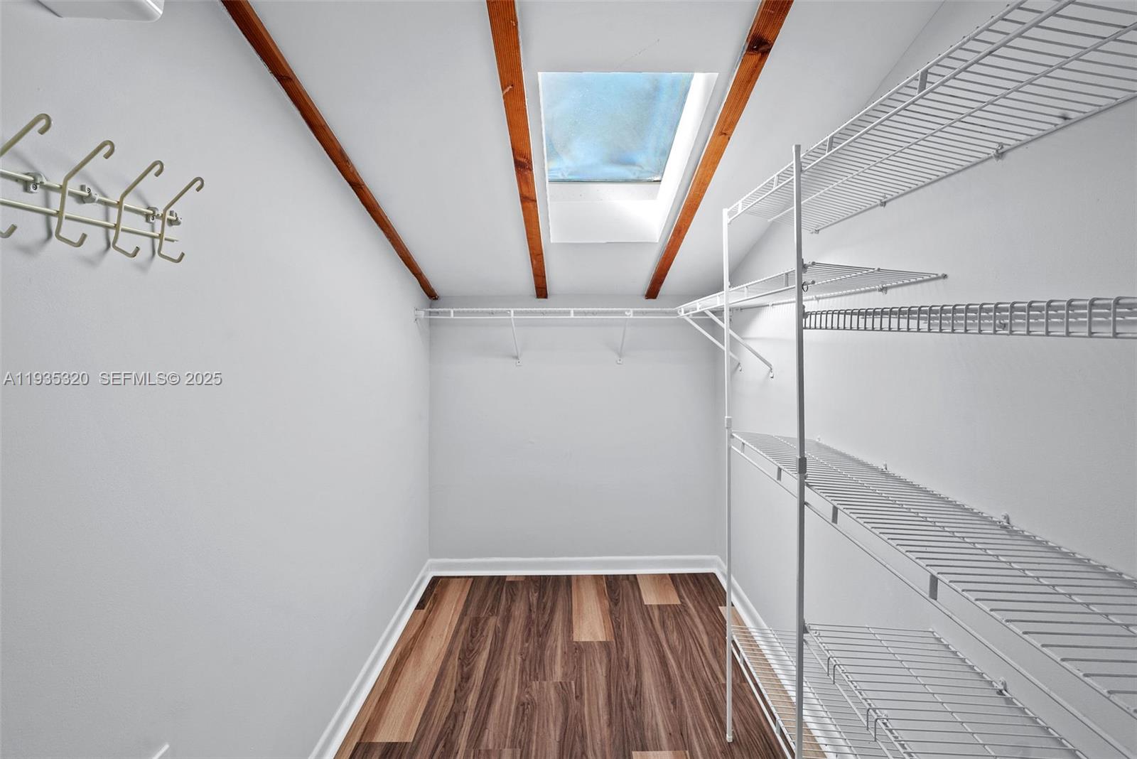 WESTBROOKE TWIN HOMES CON - Residential