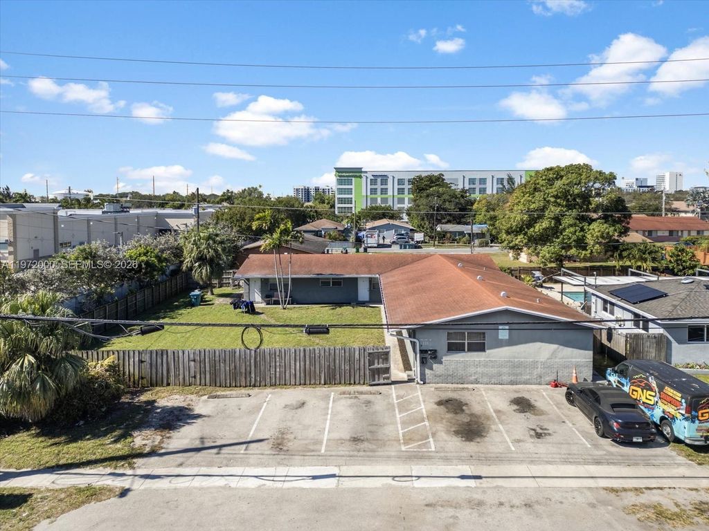 Photo of 118 Phippen Waiters Rd, Dania Beach, FL 33004 (MLS # A11972000)