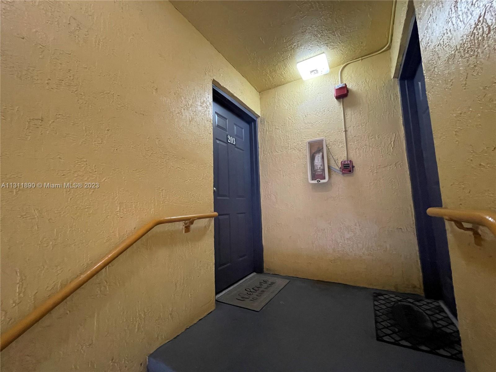 WATERVIEW CONDO - Residential Lease