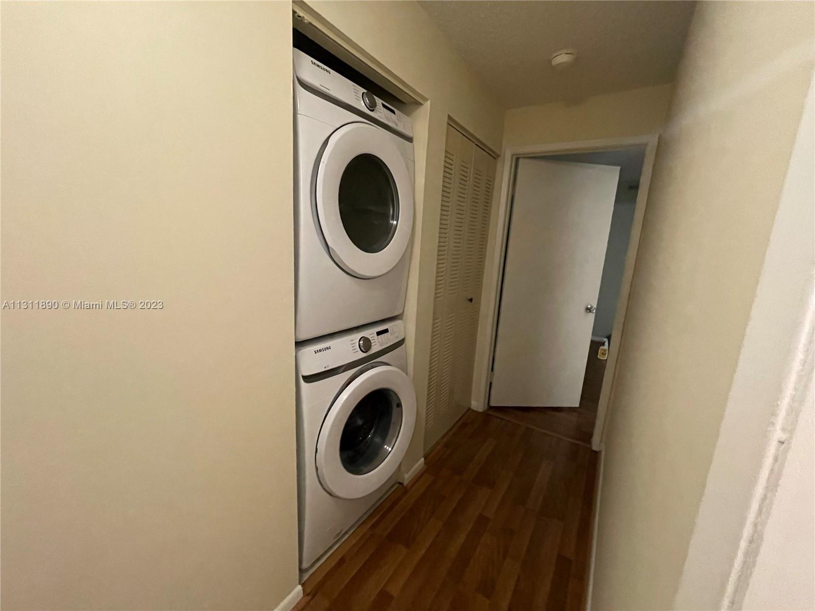 WATERVIEW CONDO - Residential Lease