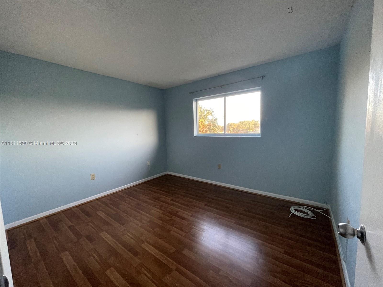 WATERVIEW CONDO - Residential Lease