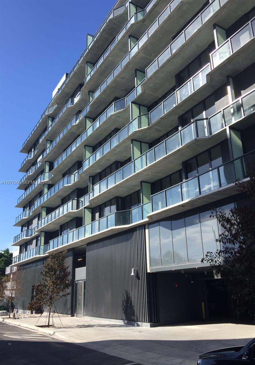 CASSA BRICKELL CONDO - Residential