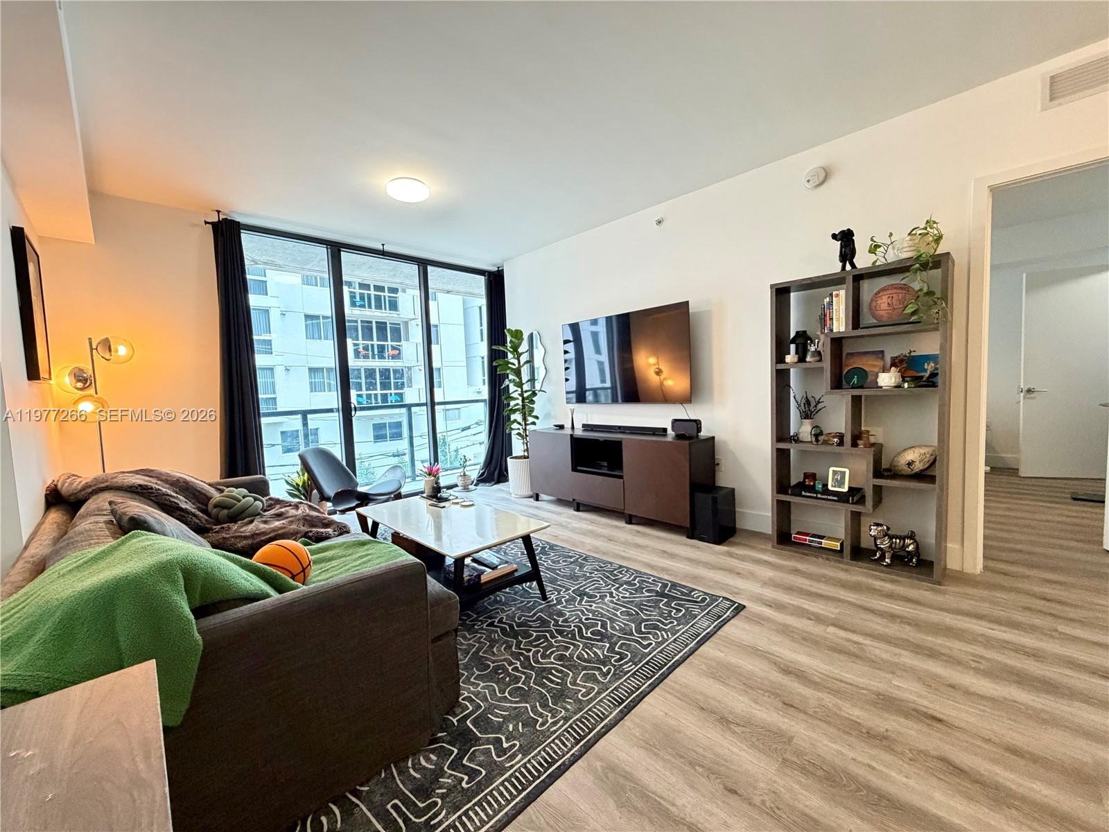 CASSA BRICKELL CONDO - Residential