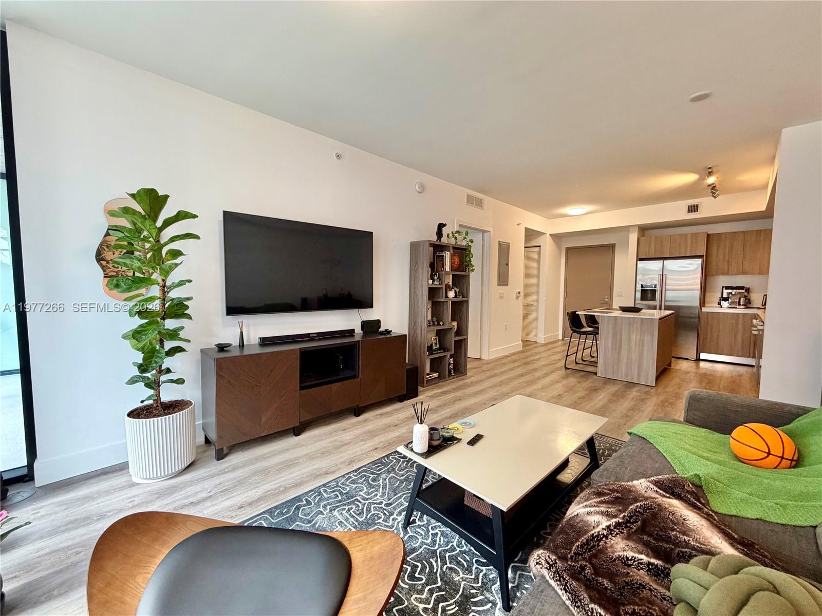 CASSA BRICKELL CONDO - Residential