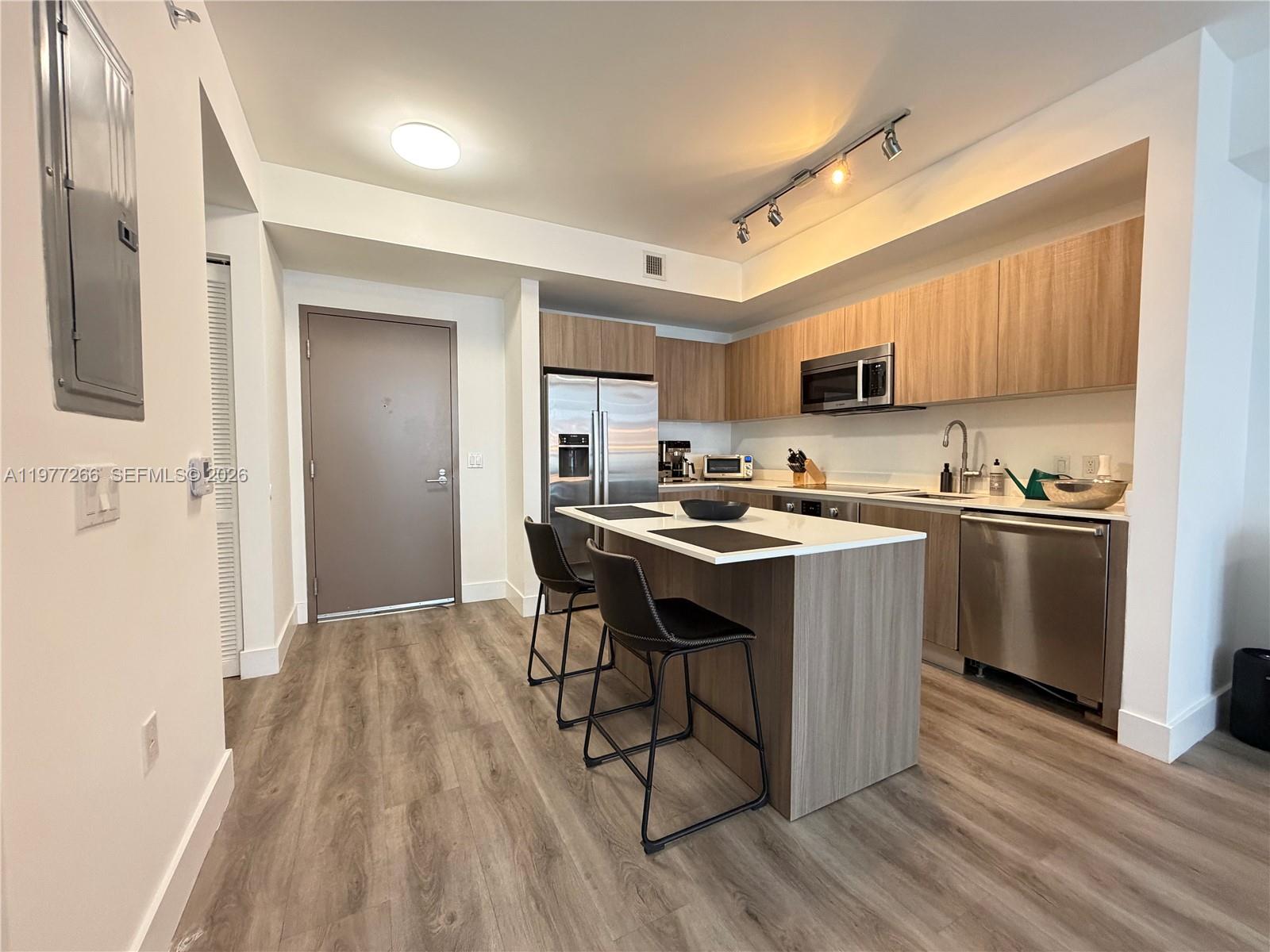 CASSA BRICKELL CONDO - Residential