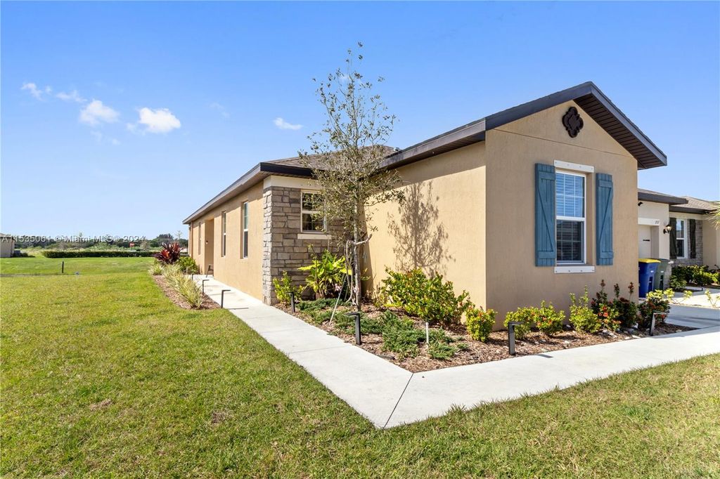 Photo of 1709 Party Pl #1709, Fort Pierce, FL 34947 (MLS # A11535061)