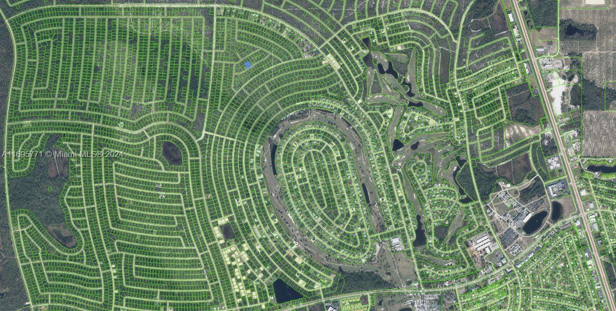 SUN N LAKE EST OF SEBRING - Land