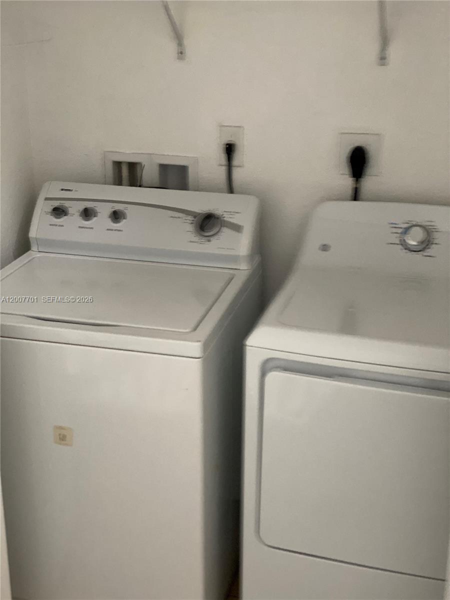 CENTURY GARDENS AT TAMIAM - Residential