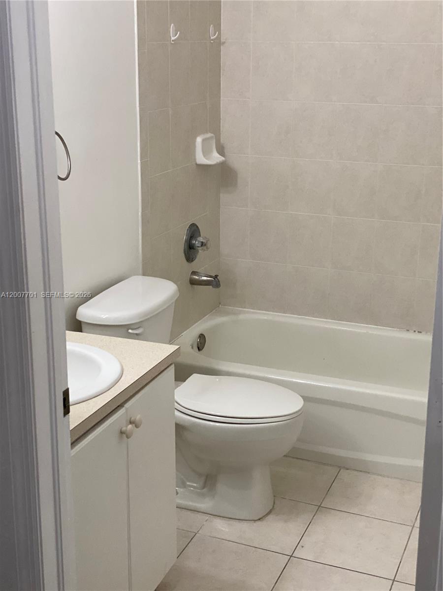 CENTURY GARDENS AT TAMIAM - Residential