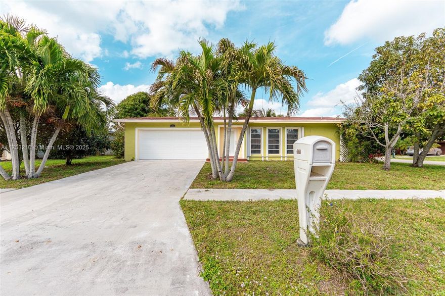 "55+ Community" Coco Wood Lakes home! A 2-bedroom, 2-bath 1 story house boasting a split-floor plan that is open, spacious and full of natural light with plenty of room for entertaining friends and families. New luxury vinyl floors, fresh paint, and a covered patio. Close to, downtown Delray, shops, restaurants, beaches, turnpike, I-95 and more! Clubhouse has an exercise room, game room, oversized heated pool, hot tub, pickleball, shuffleboard, auditorium, picnic & BBQ area. bingo, movie, and pizza nights.
