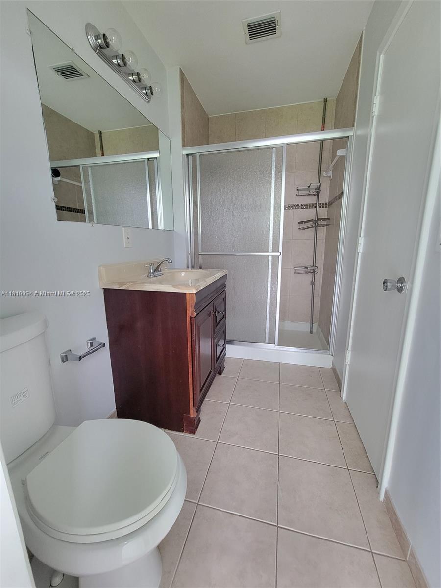 WESTFIELD AT WPB - Residential Lease