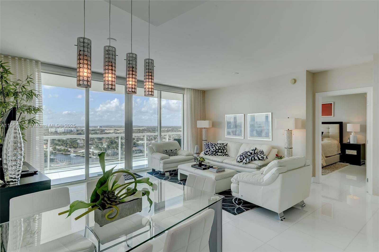 PLAZA AT OCEANSIDE (THE) - Residential Lease