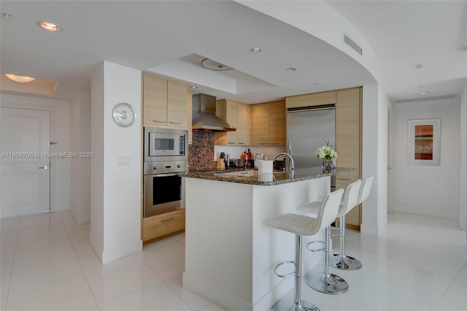 PLAZA AT OCEANSIDE (THE) - Residential Lease