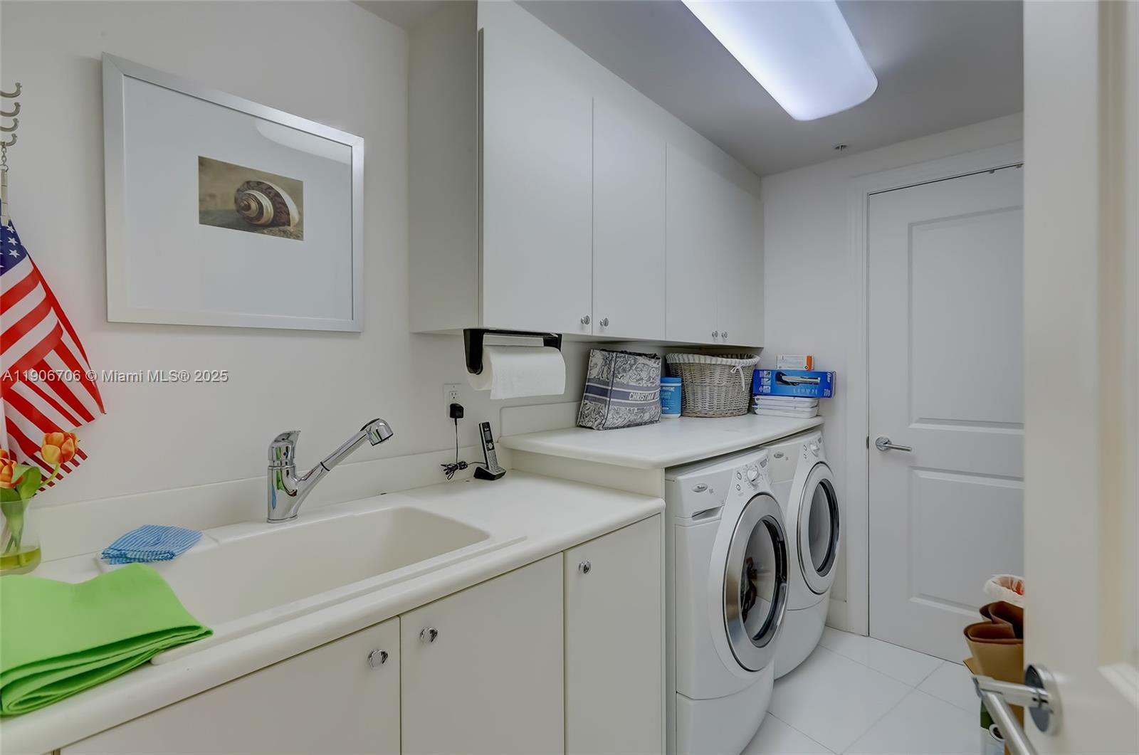 PLAZA AT OCEANSIDE (THE) - Residential Lease