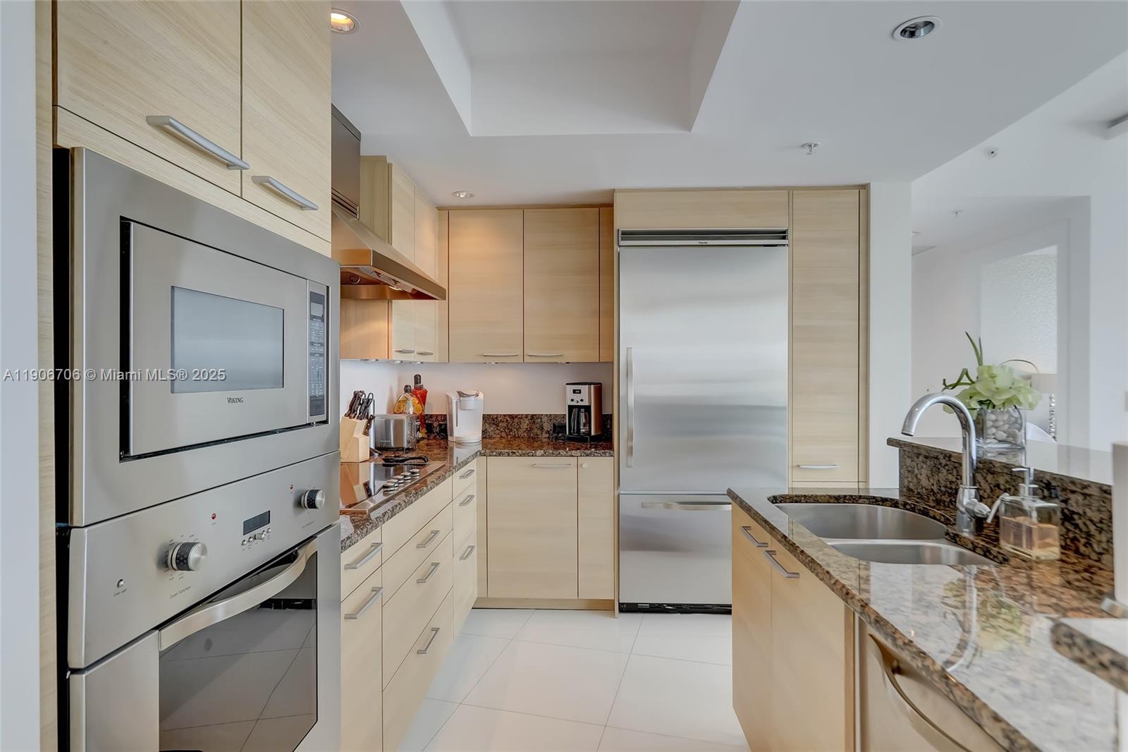 PLAZA AT OCEANSIDE (THE) - Residential Lease