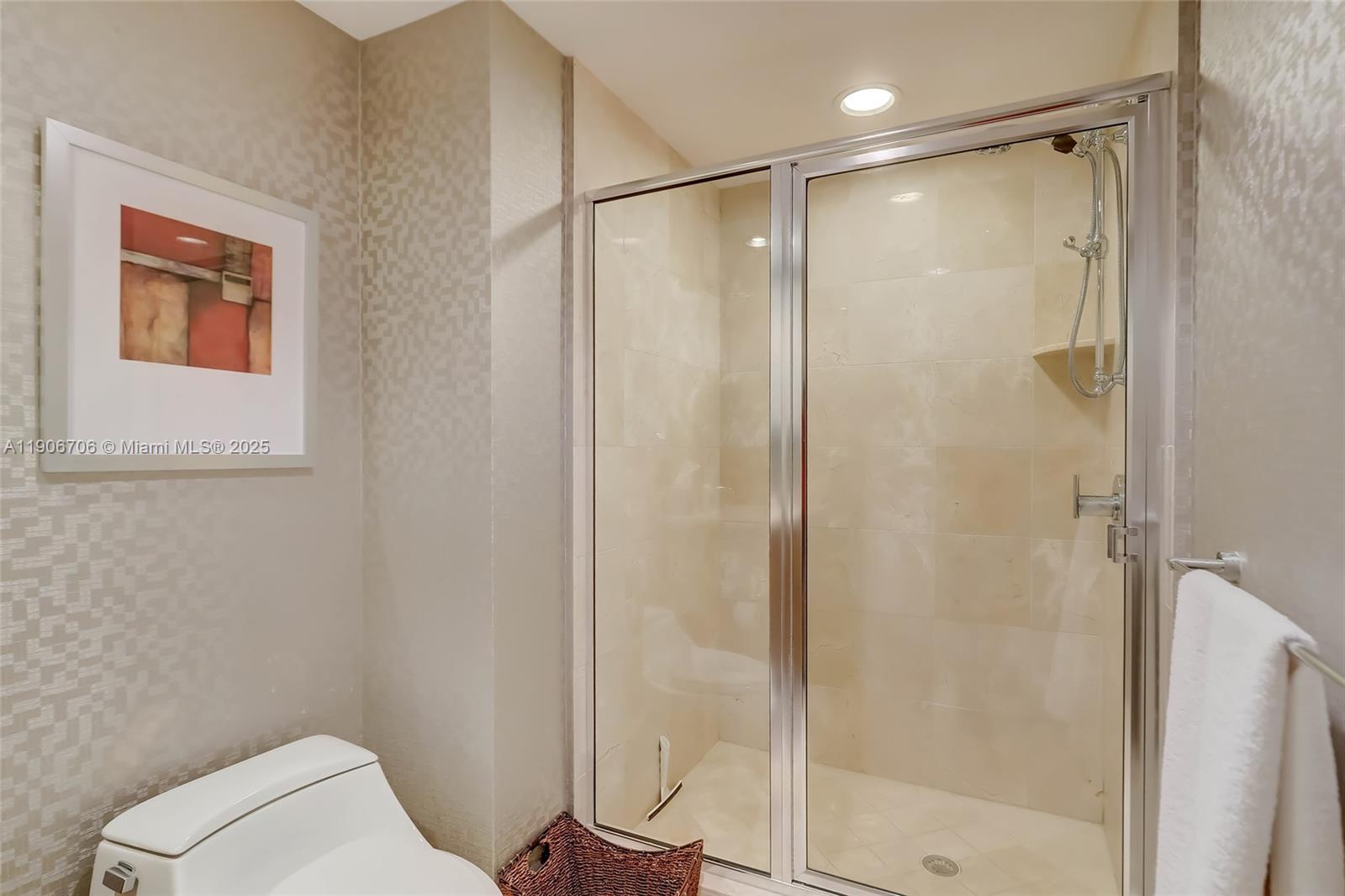 PLAZA AT OCEANSIDE (THE) - Residential Lease