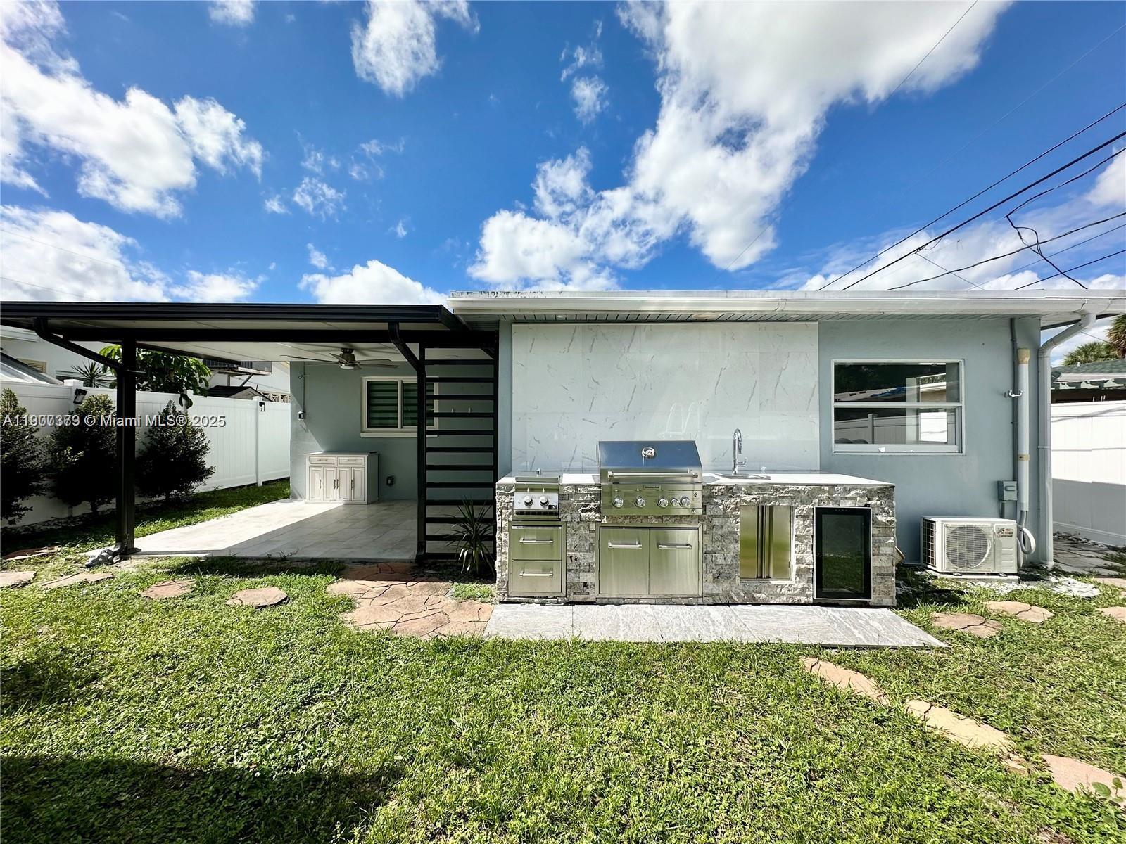 TAMARAC LAKES NORTH 3RD S - Residential