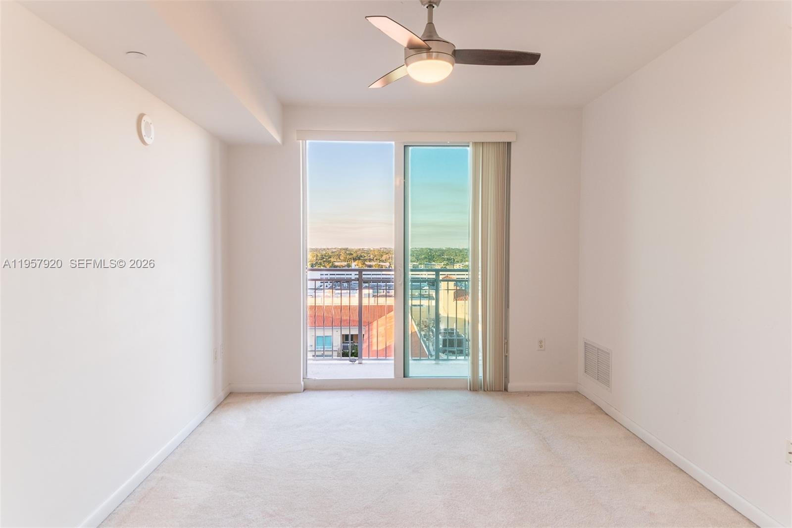 TOSCANO CONDO - Residential