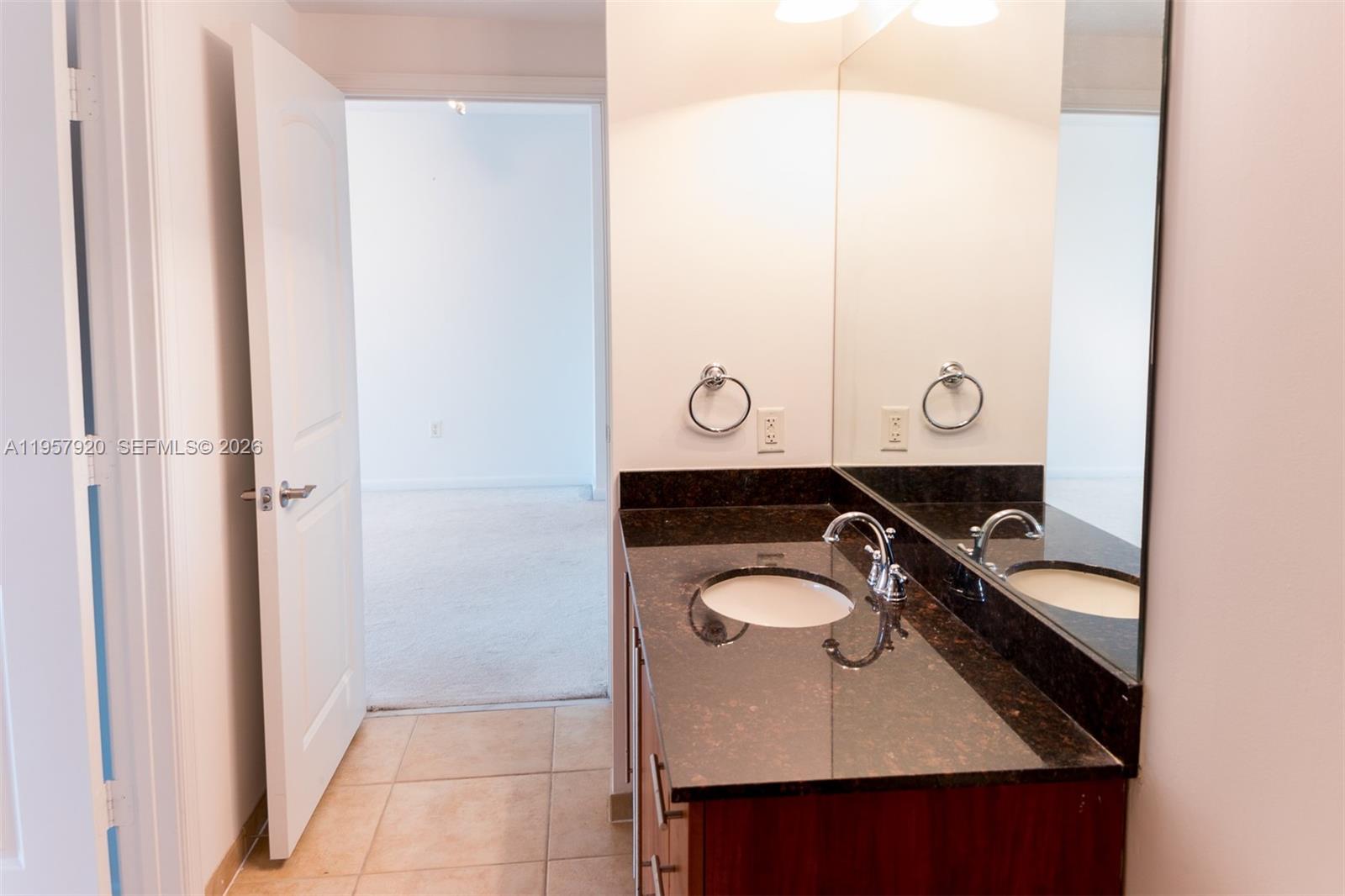 TOSCANO CONDO - Residential