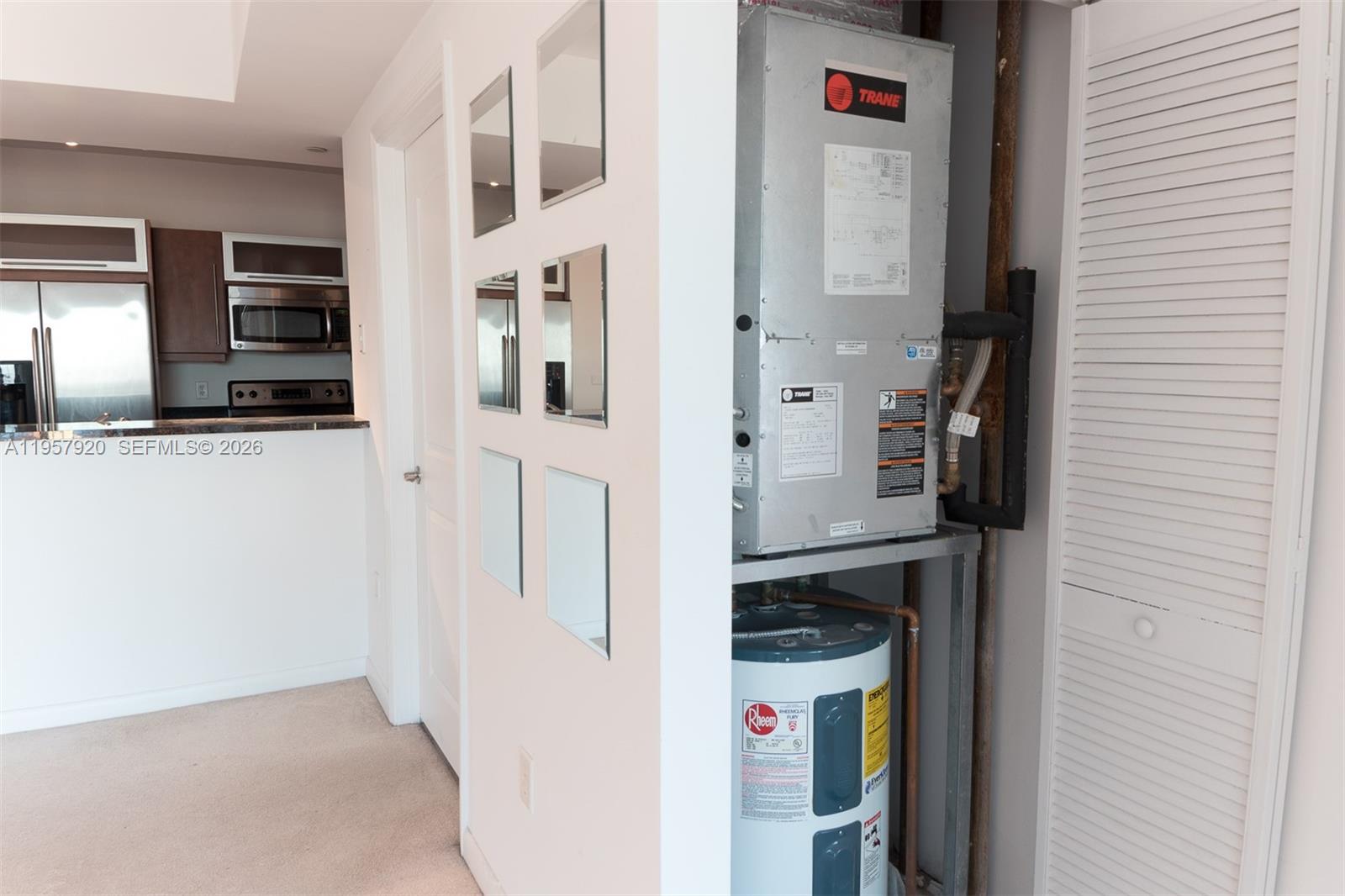 TOSCANO CONDO - Residential