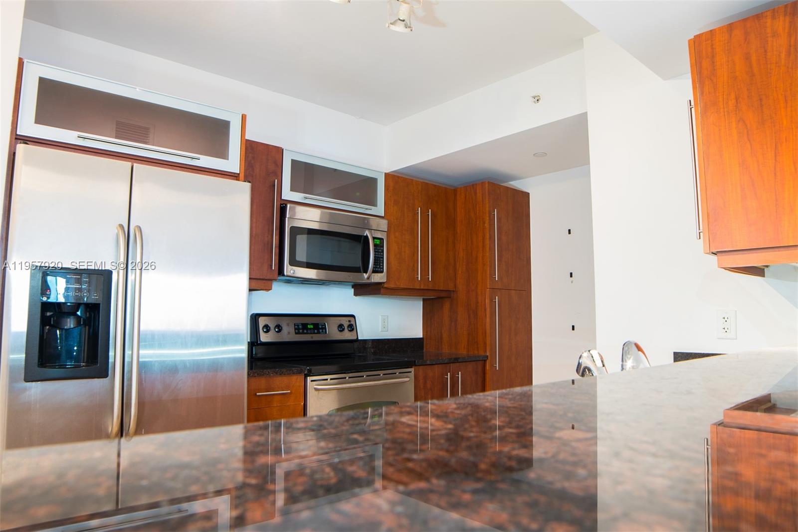 TOSCANO CONDO - Residential