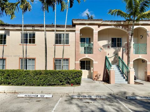 2251 NW 77th Way 102 Pembroke Pines FL 33024