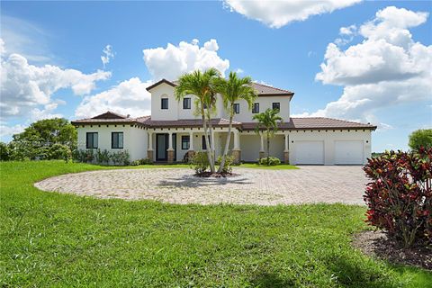 Photo of 34850 SW 218th Ave, Homestead, FL 33034 (MLS # A11873092)