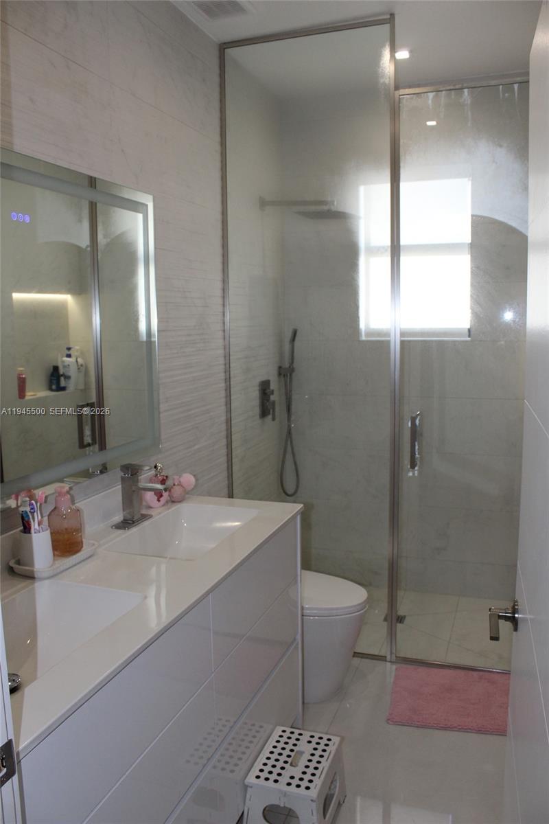 AQUABELLA NORTH - Residential