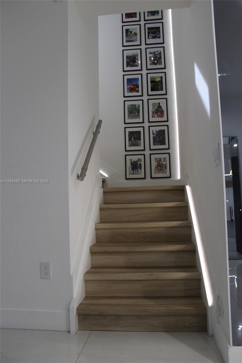 AQUABELLA NORTH - Residential