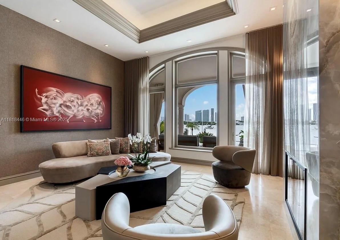 HIBISCUS ISLAND - Residential Lease