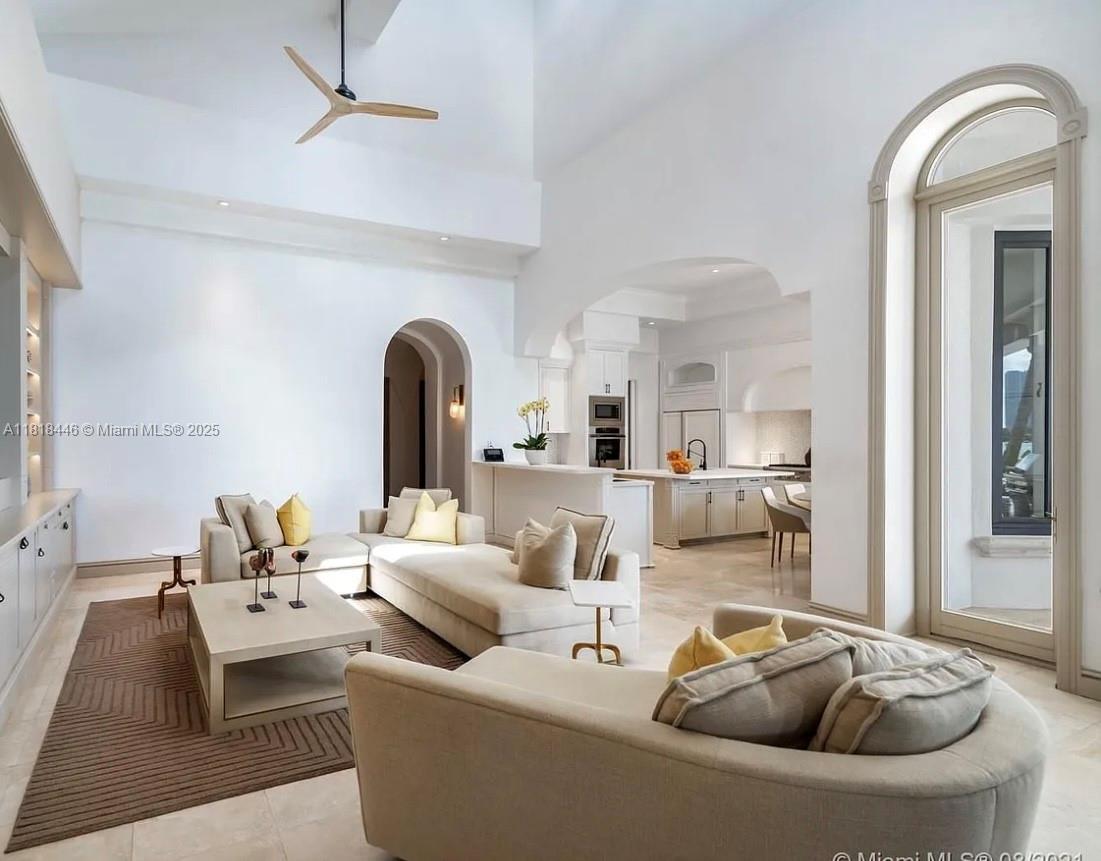 HIBISCUS ISLAND - Residential Lease